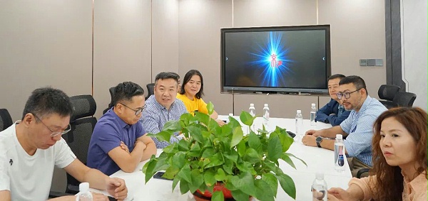 6走訪會員企業活動丨ZOBO卓邦董事長張新峰以北京聲光視訊行業協會會長身份走訪會員企業