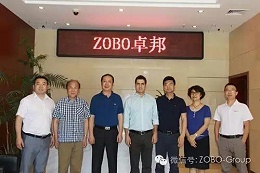 歡迎中國演藝設備協會理事長朱新村和BOSE全球銷售總監福娃蒞臨卓邦