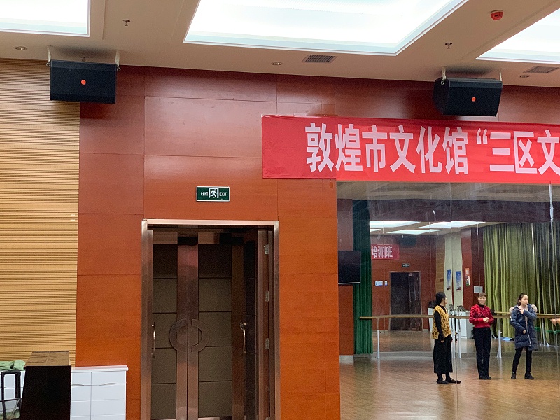 舞臺音響在舞臺美術中的作用