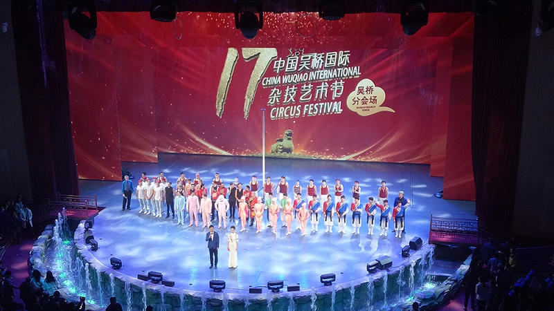 劇場音響系統在演出中的擺放位置