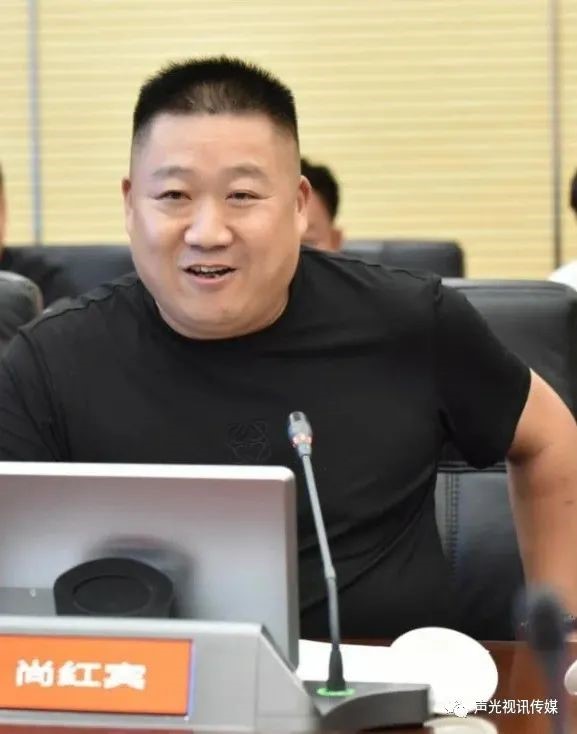 ZOBO董事長張新峰作為聲光視訊行業聯盟代表赴豫芒溫暖災區，傳遞愛心豫芒會長尚紅賓