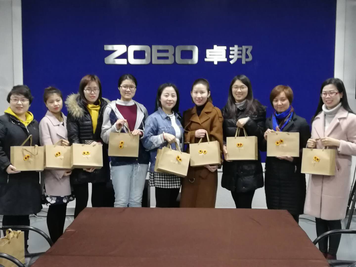 春風十里，桃香四溢！|我們既是元氣少女，也是魅力女！